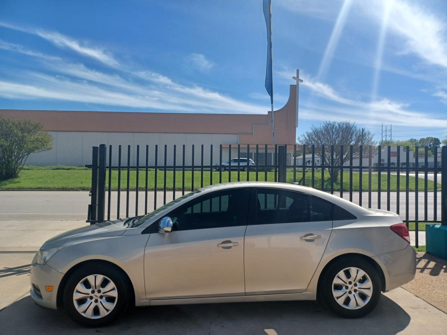 2014 GOLD /BLACK & GRAY Chevrolet Cruze LS Auto (1G1PA5SH6E7) with an 1.8L L4 DOHC 16V FFV engine, 6-Speed Automatic transmission, located at 2001 E. Lancaster, Ft. Worth, 76103, (817) 336-7000, 32.746181, -97.301018 - Photo#0